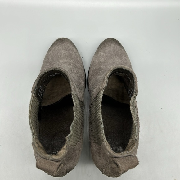 Authentic UGG COBIE 2 Suede Ankle Boot - Picture 7 of 10